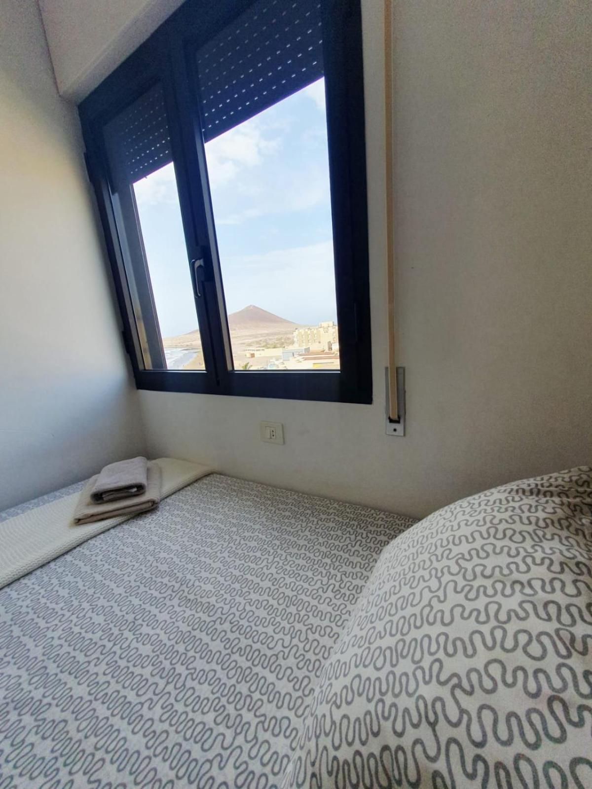 Alquilaencanarias Spectacular Terrace And Sea Views A Holiday home El Medano (Tenerife)